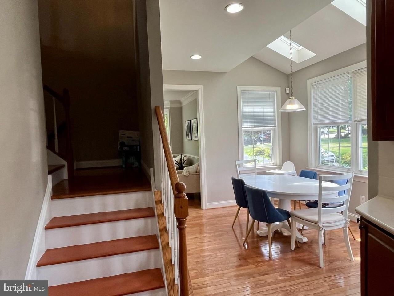 204 Windham Dr - Photo 6 of 38