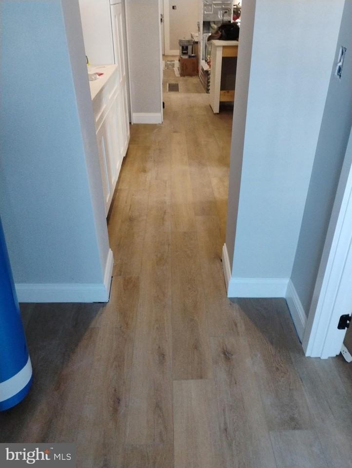 725 Brook St - Photo 6 of 6