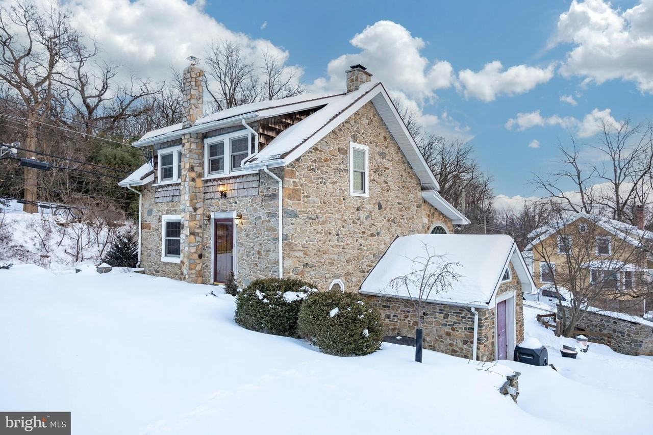 2568 Pike Ave - Photo 5 of 30