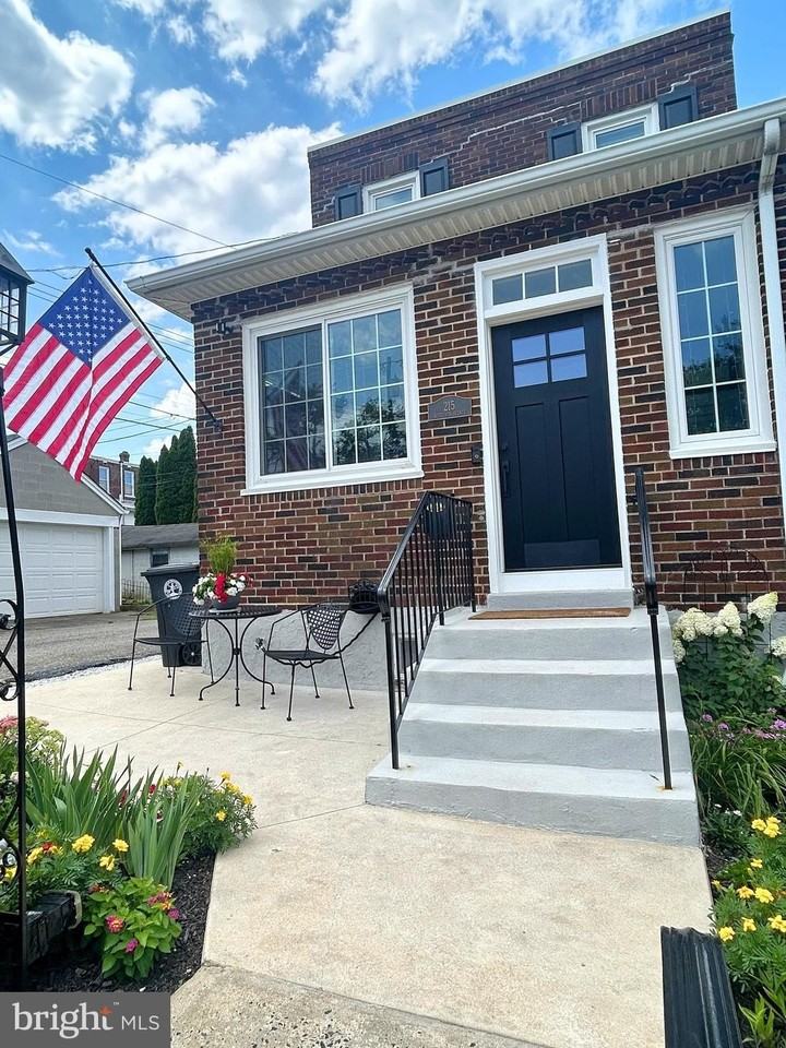 215 W 9th Ave - Photo 2 of 22