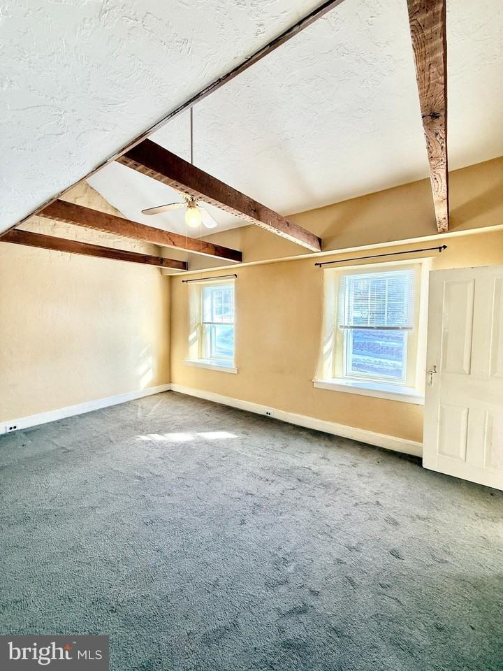 149 Main St Apt 4 #4 - Photo 7 of 12