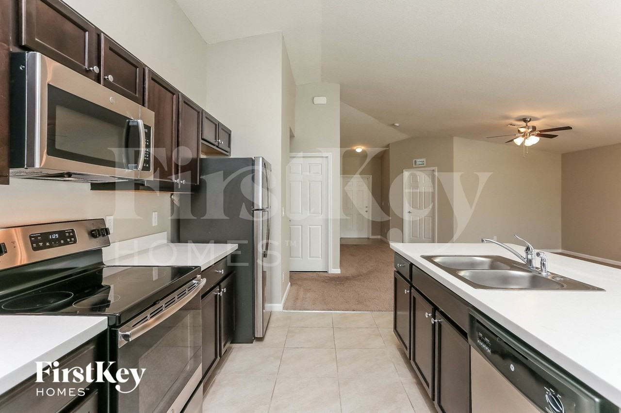 461 Sw Kestor Dr - Photo 6 of 15