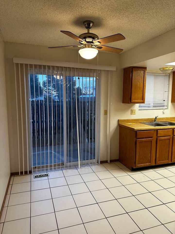 1303 Soaring Eagle Dr - Photo 5 of 15