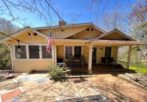 featured image of 220 W Sunset St #A