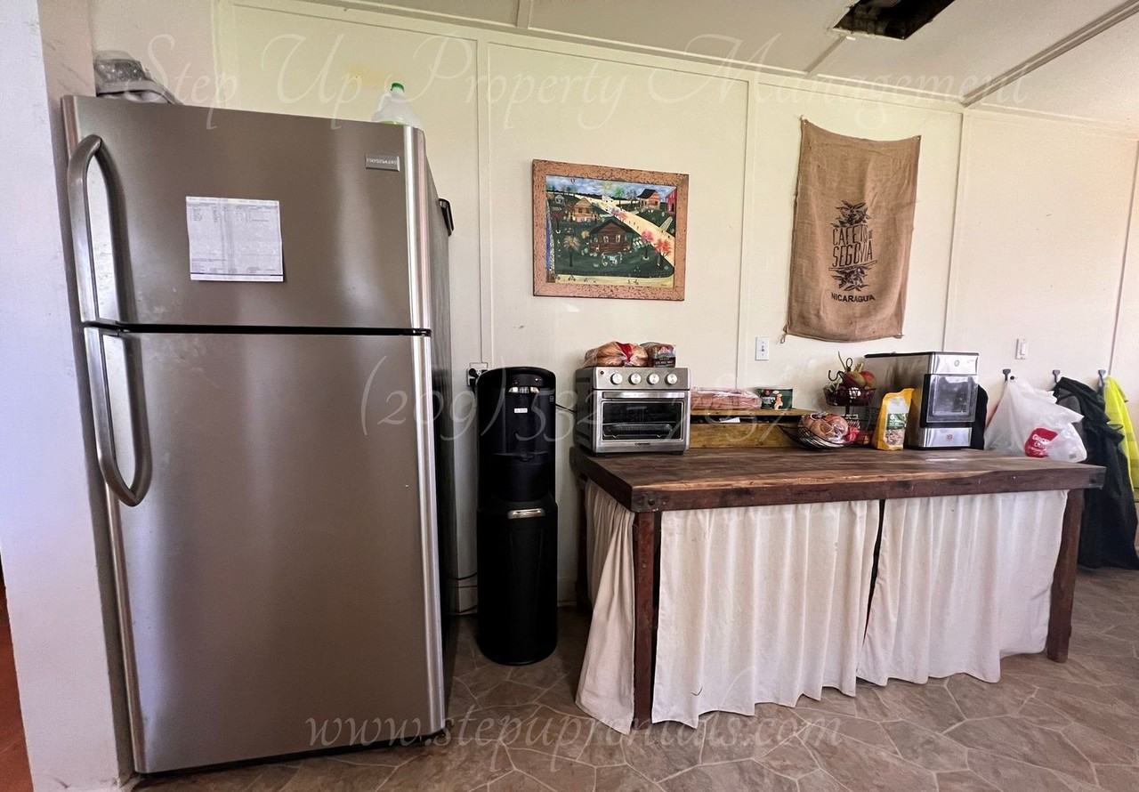 220 W Sunset St #A - Photo 5 of 21