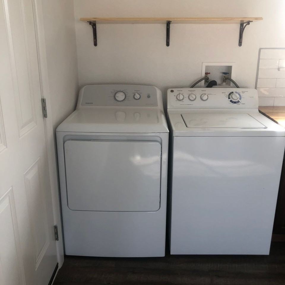 225 New York Ave - Photo 6 of 11