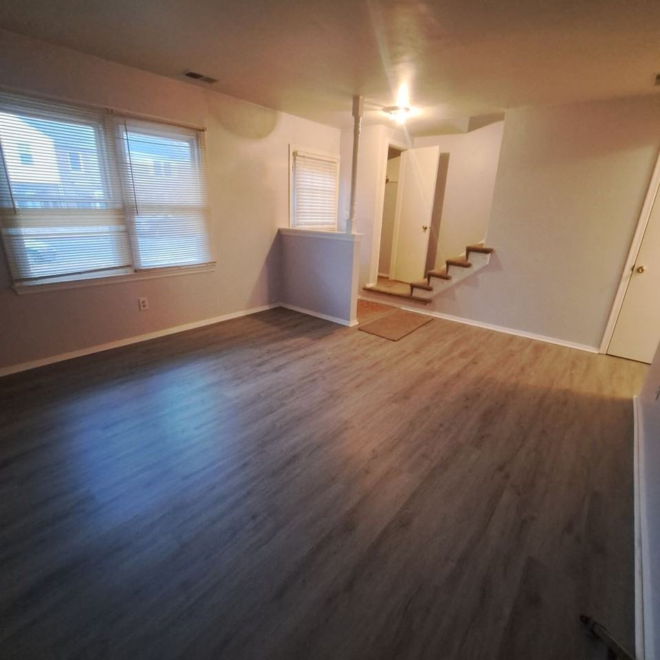 6590 Stoney Pt S - Photo 3 of 15