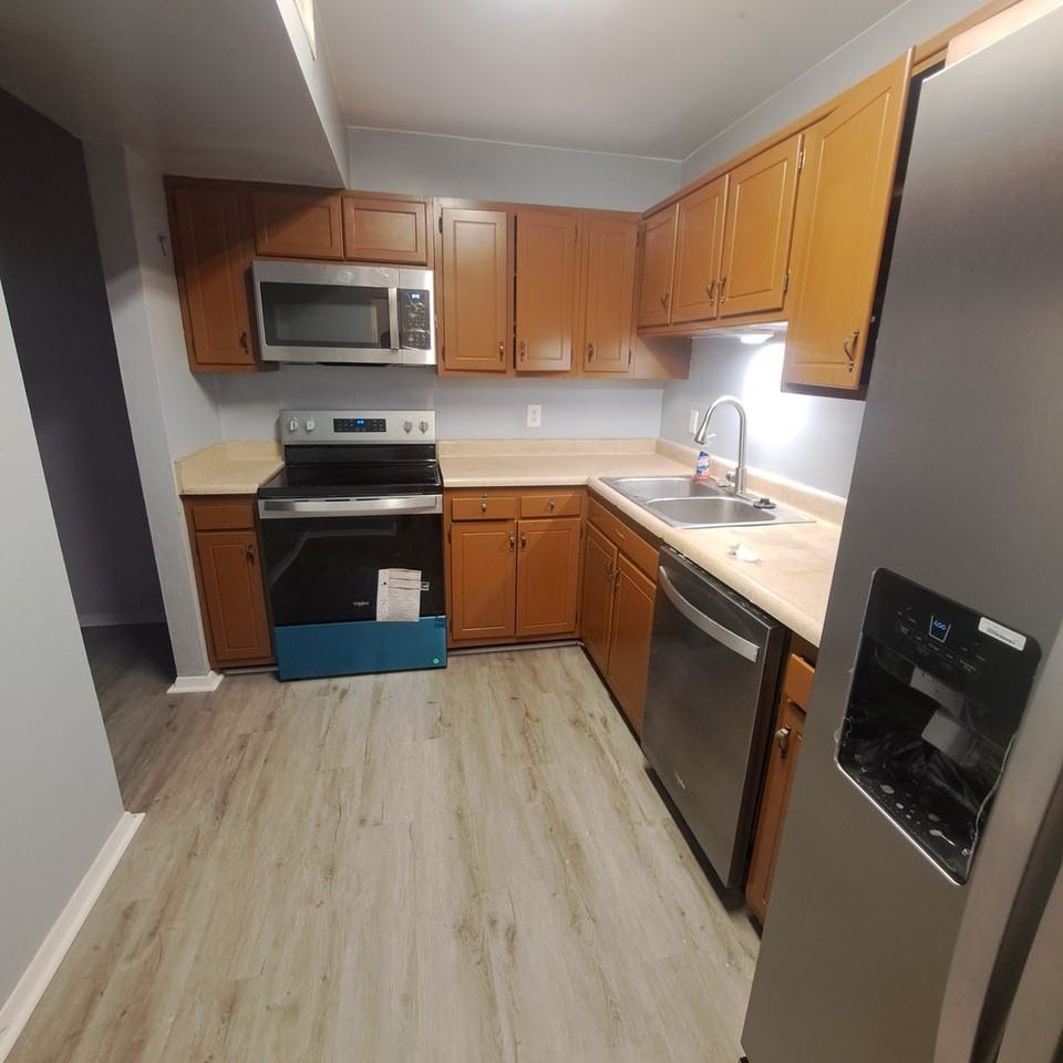 6590 Stoney Pt S - Photo 6 of 15