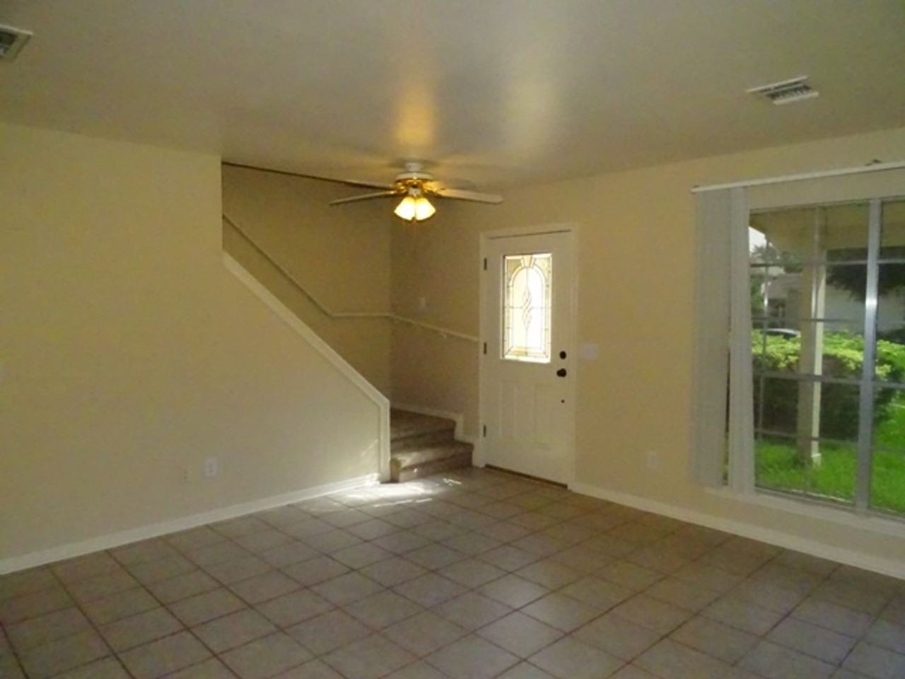 5907 Deer Lake Dr - Photo 4 of 36