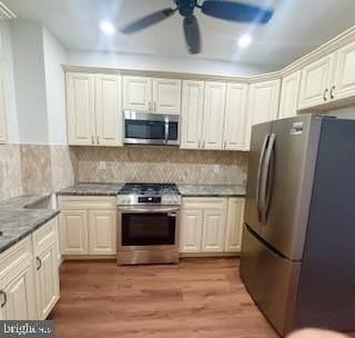 320 Loney St #2ndFL - Photo 3 of 19