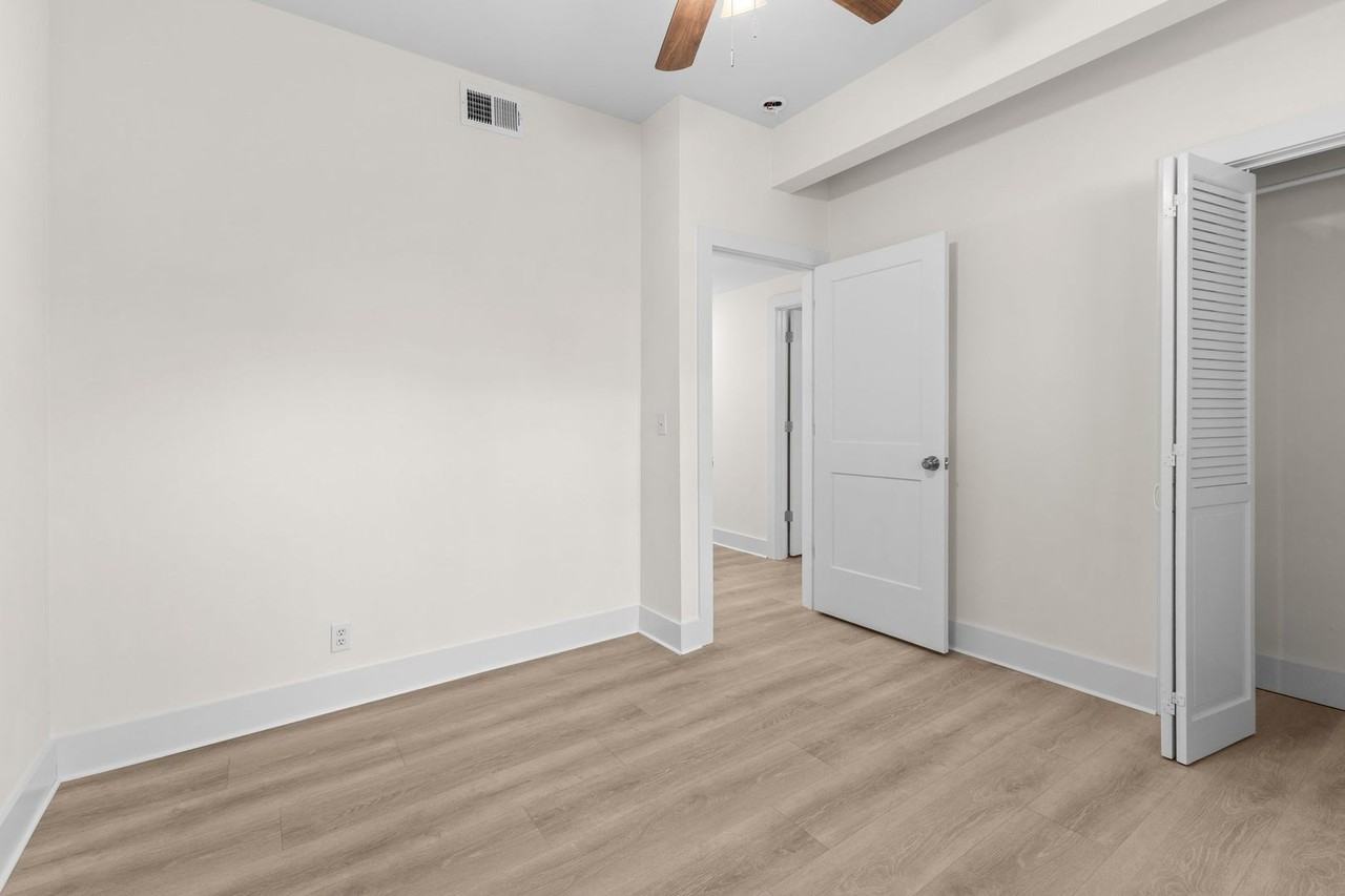 216 Cross Timbers Dr - Photo 5 of 18