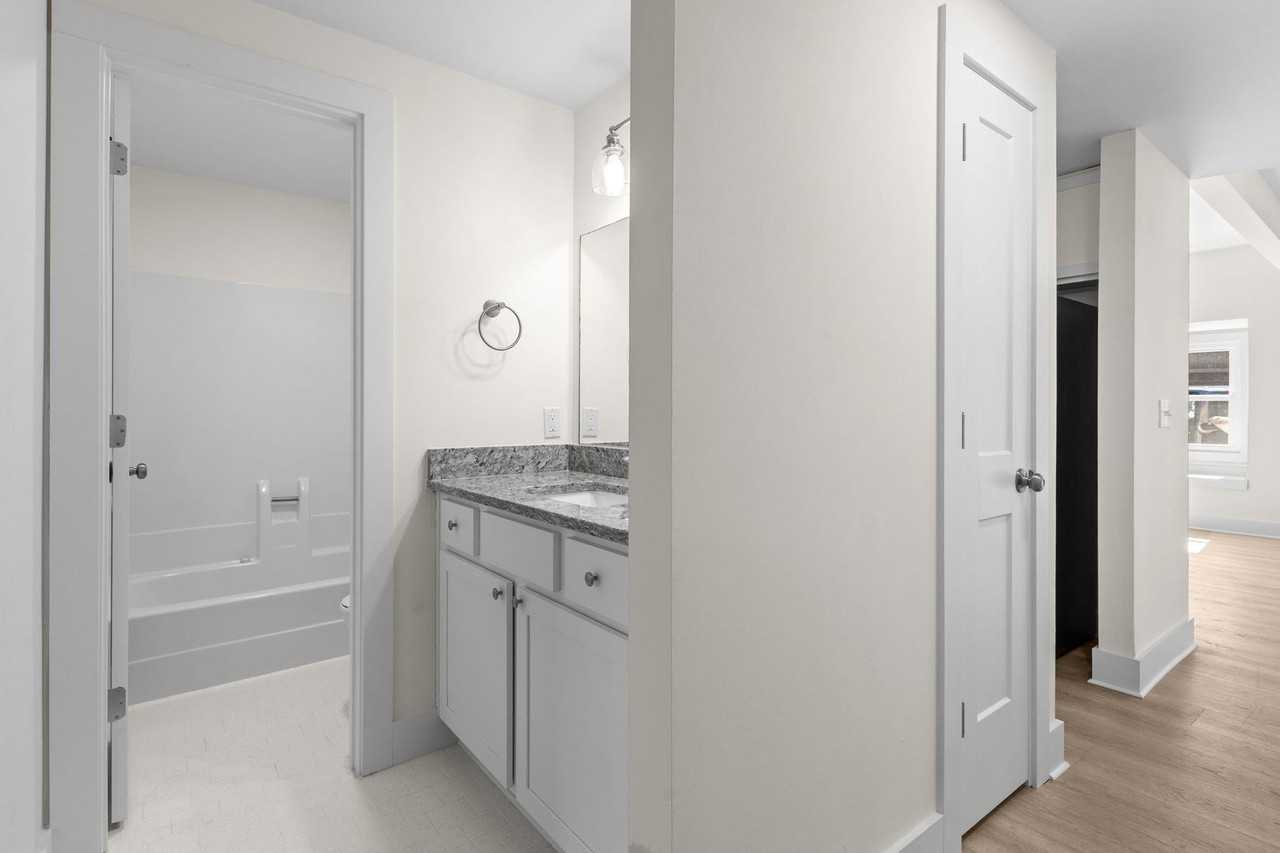 216 Cross Timbers Dr - Photo 6 of 18