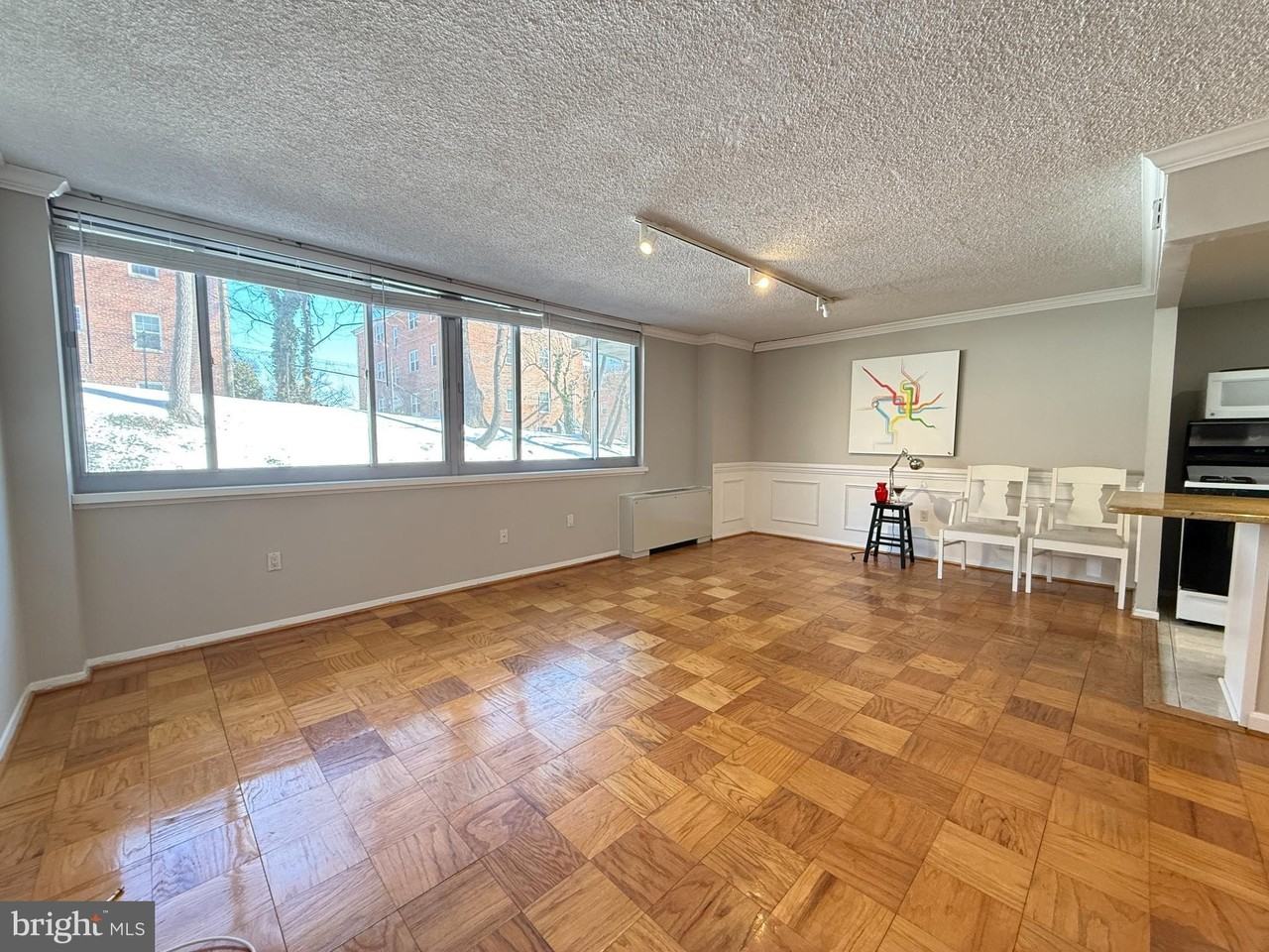 5353 Columbia Pike #310 - Photo 2 of 10
