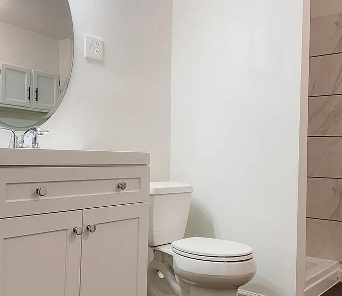 1839 S Biscay St - Photo 4 of 14