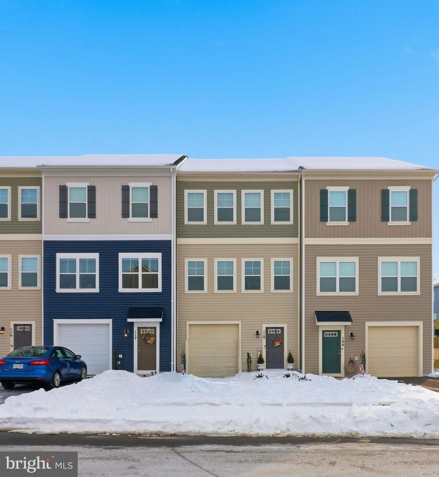 110 Edelweiss Way - Photo 2 of 45