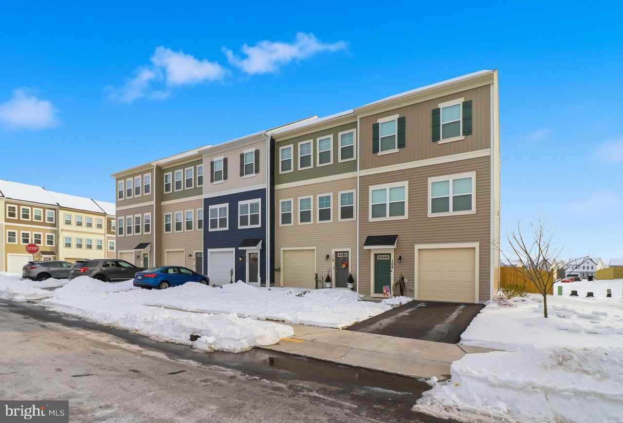 110 Edelweiss Way - Photo 3 of 45