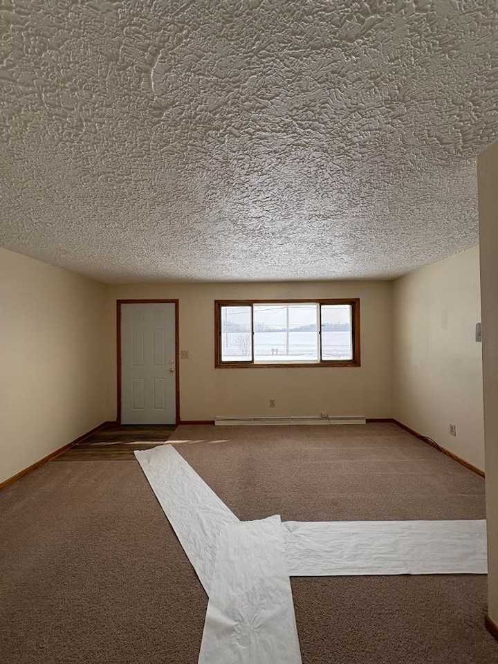 5032 S Main St - Photo 2 of 24