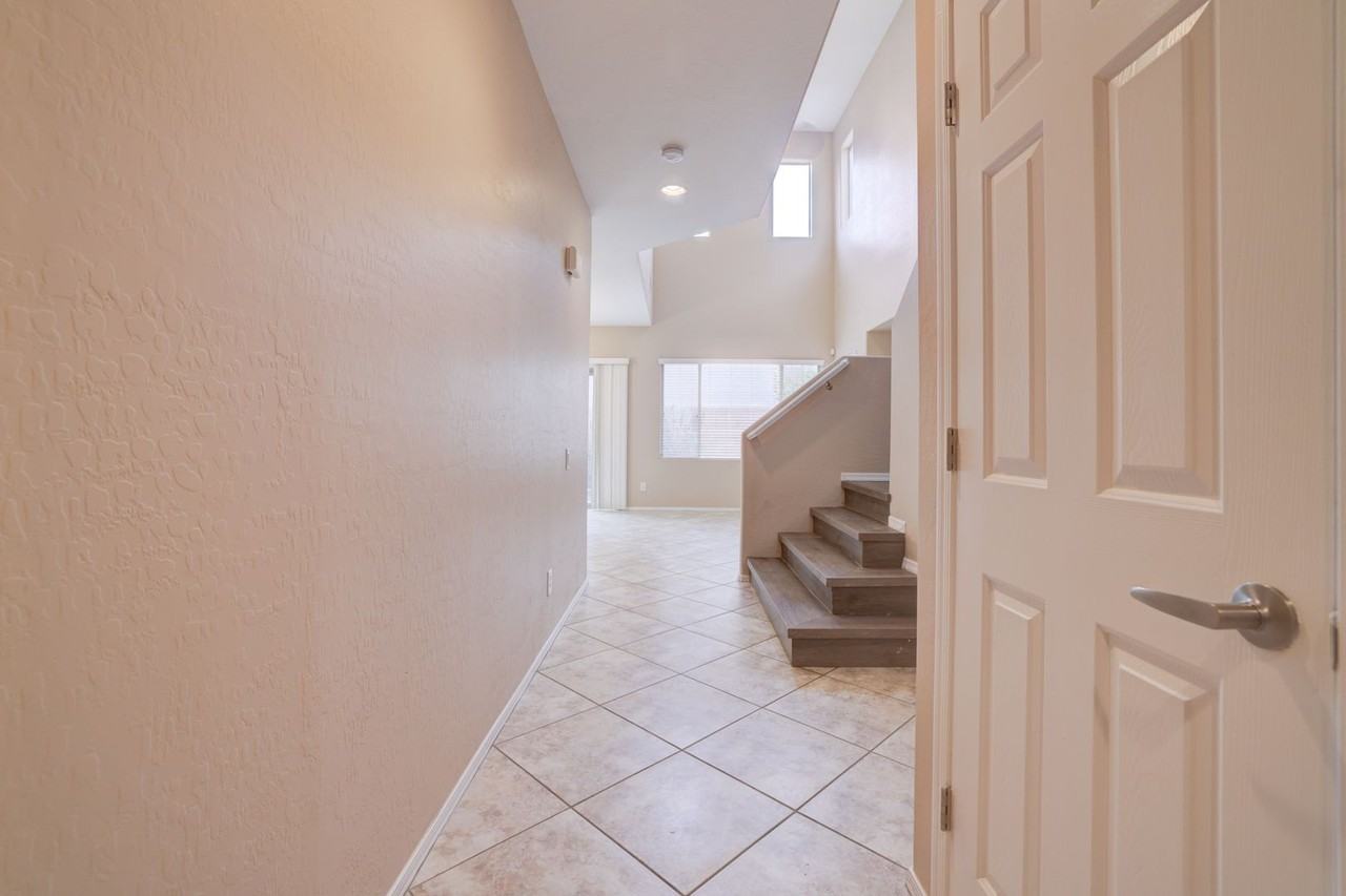 8919 Lanta Island Ave - Photo 2 of 36