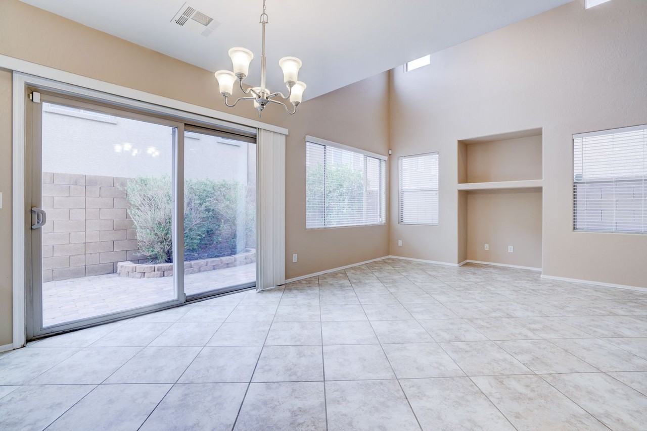 8919 Lanta Island Ave - Photo 6 of 36