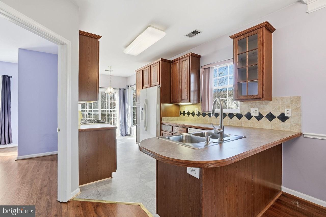 11598 Cavalier Landing Ct Unit 704a #704A - Photo 6 of 37