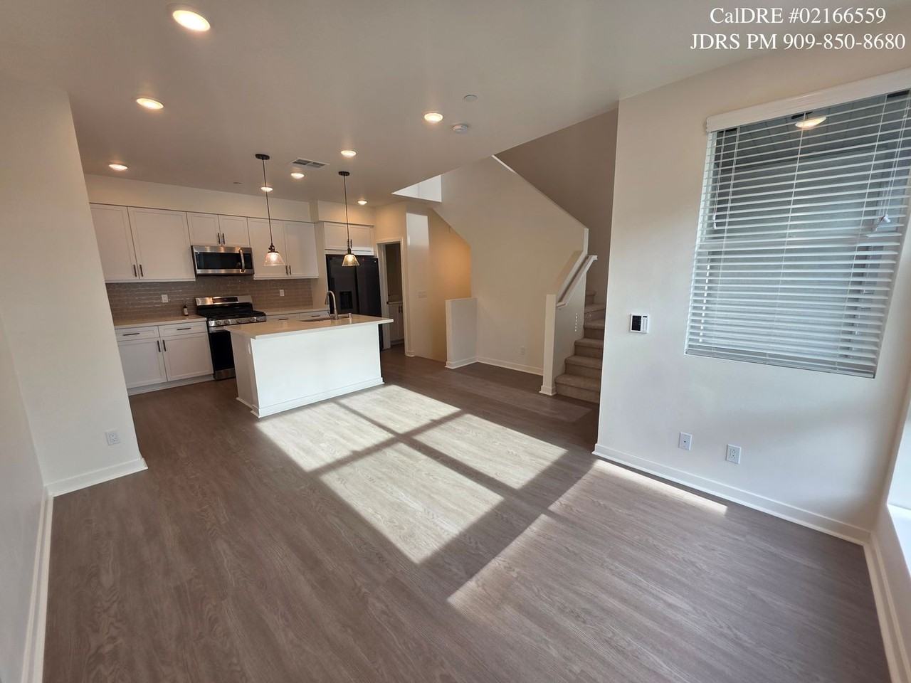 11055 Wander Dr - Photo 5 of 17