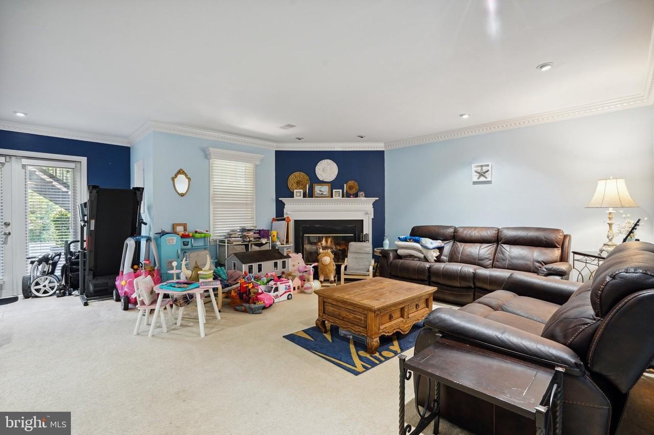 5908 Wescott Hills Way - Photo 5 of 16