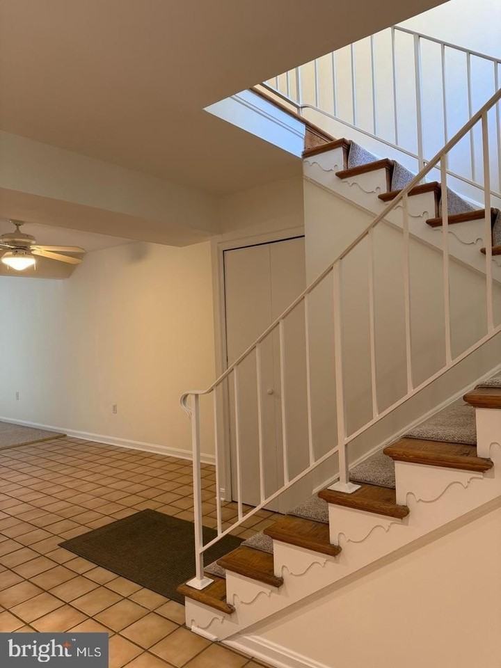 11008 Saffold Way - Photo 6 of 26