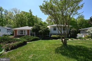 featured image of 10612 Anita Dr