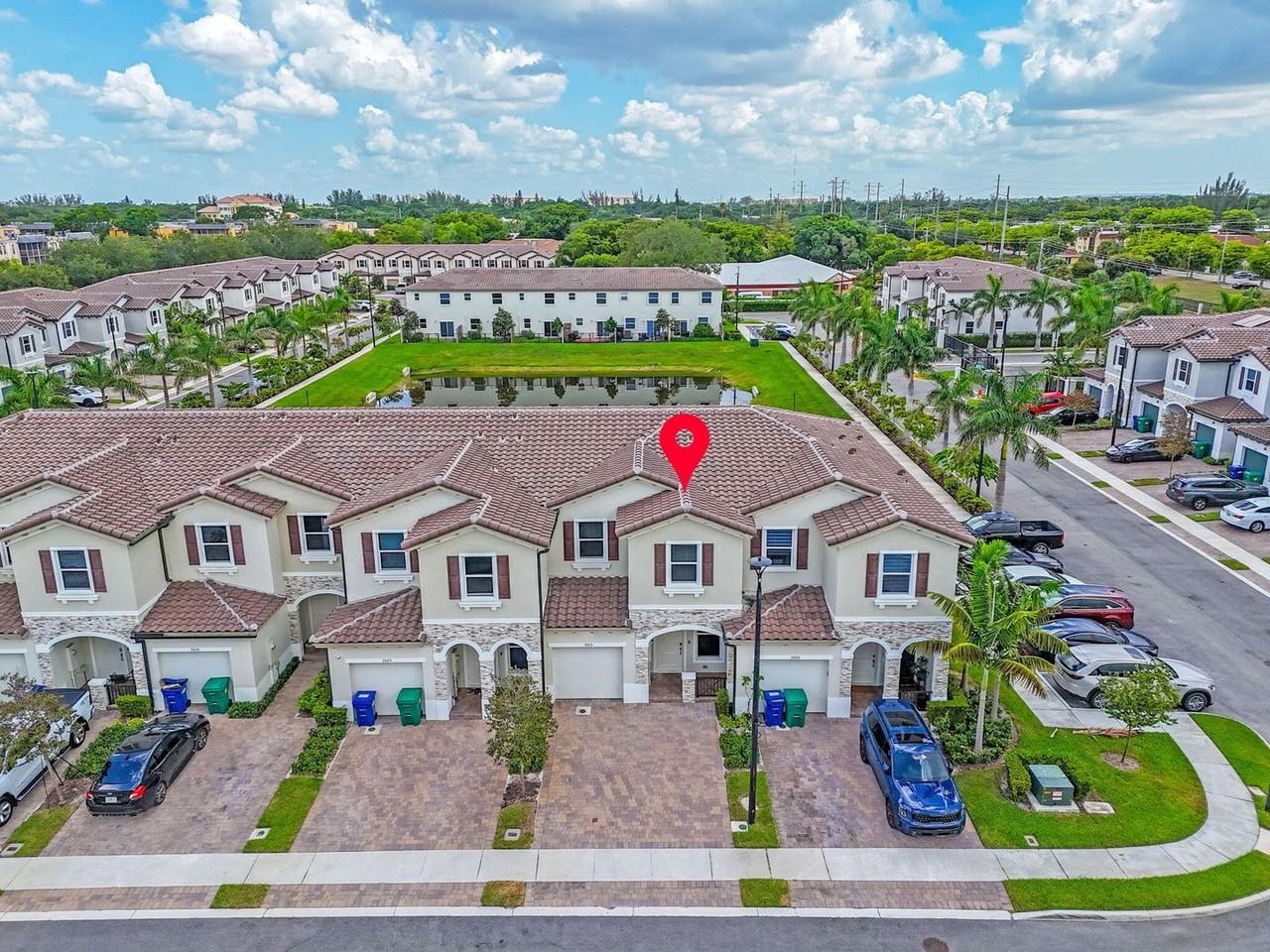 5515 Nw 27th St #0 - Photo 2 of 43