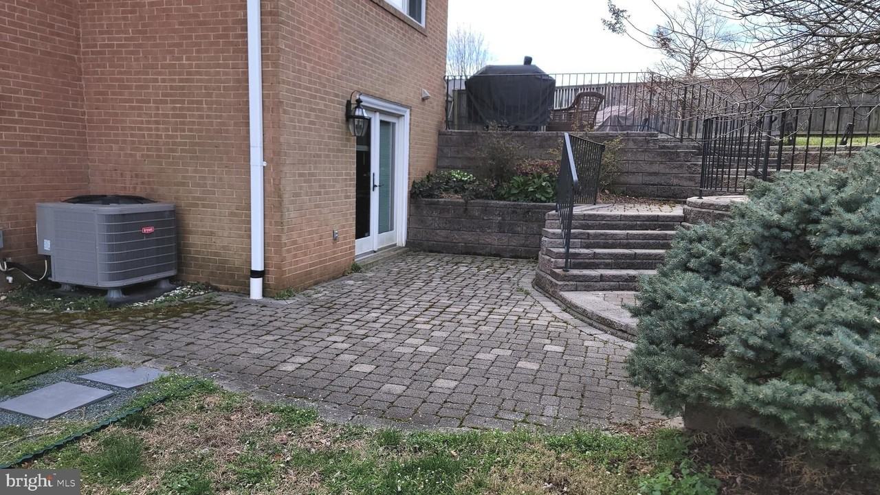 3000 Melanie Ln - Photo 2 of 21