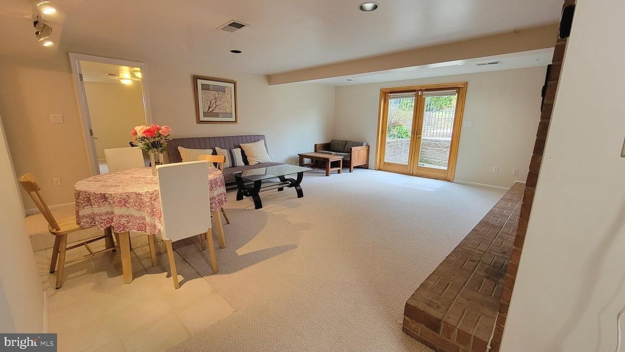 3000 Melanie Ln - Photo 4 of 21