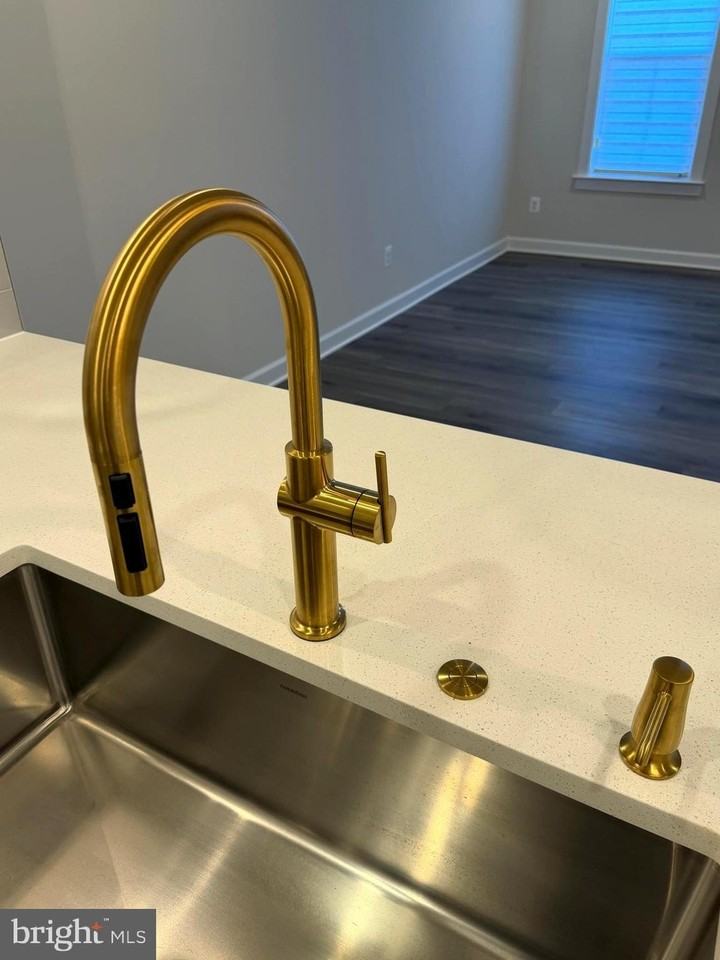 21789 Express Ter - Photo 4 of 36