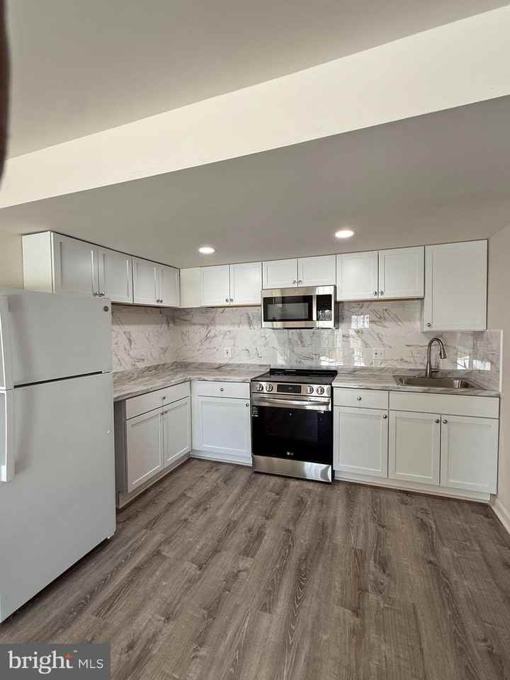 15417 Bald Eagle Ln - Photo 3 of 16