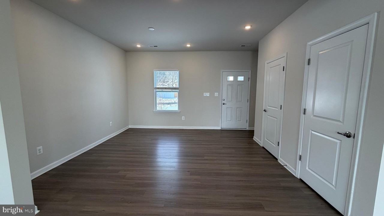 35 Signal Knob Cottage Dr - Photo 3 of 33