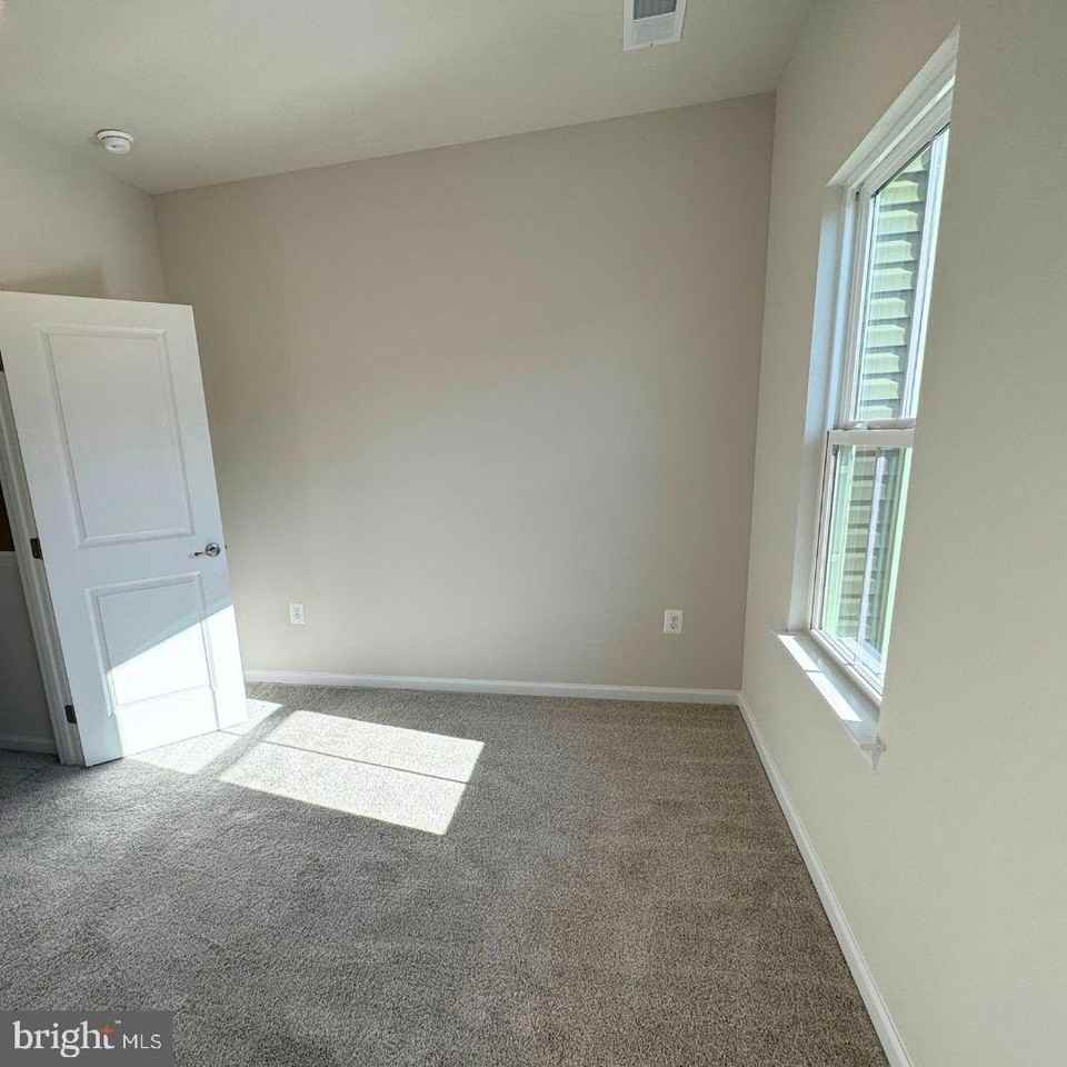 4714 Torrey Ln - Photo 3 of 17