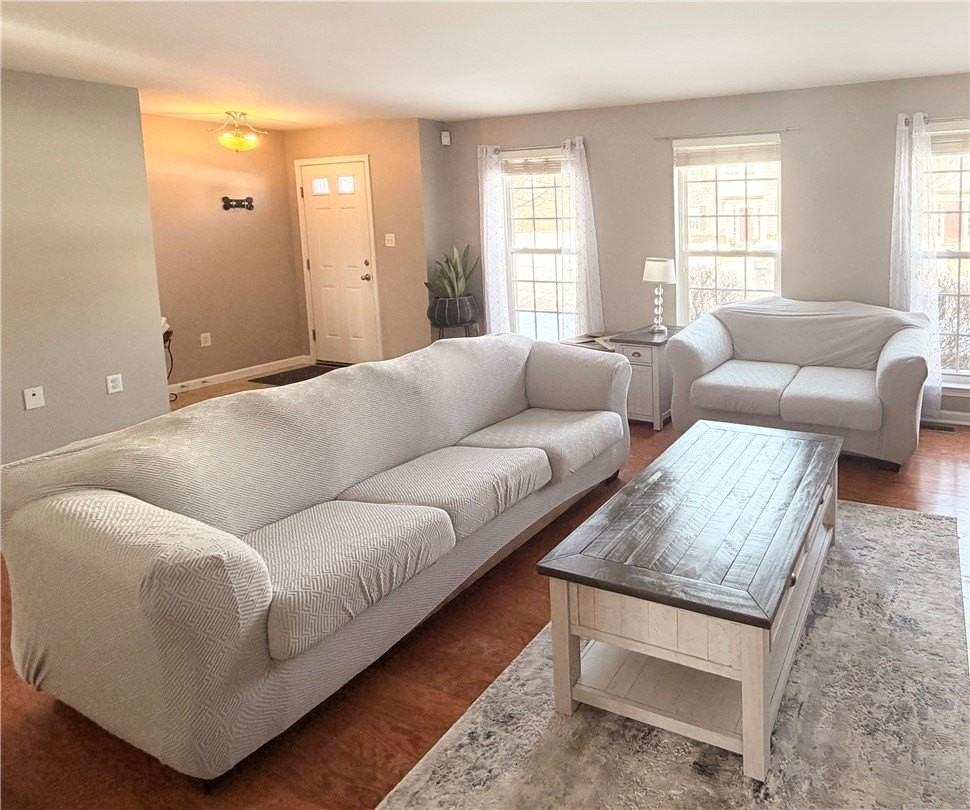 313 Fairgate Dr - Photo 3 of 21