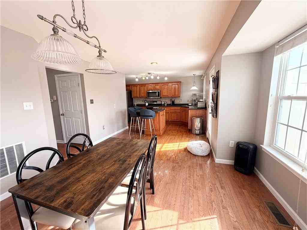 313 Fairgate Dr - Photo 7 of 21