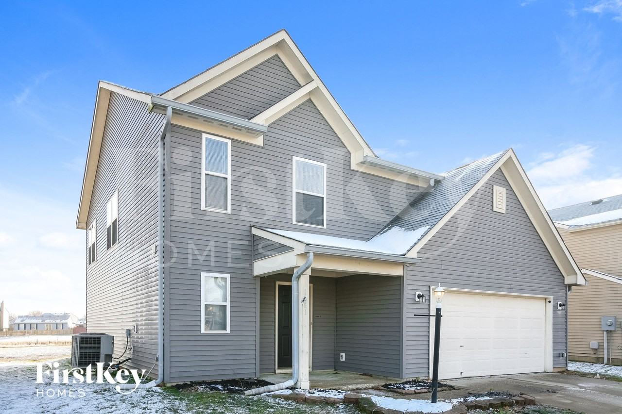 1451 Round Lake Rd - Photo 2 of 15