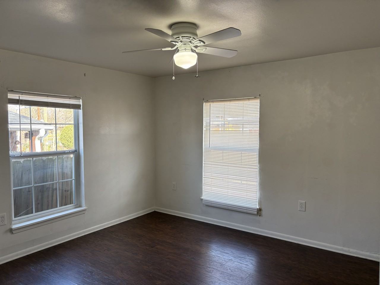 102 W Elm St - Photo 6 of 8