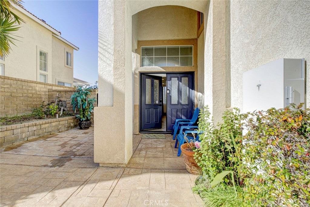 27943 Brookdale Ct - Photo 3 of 50