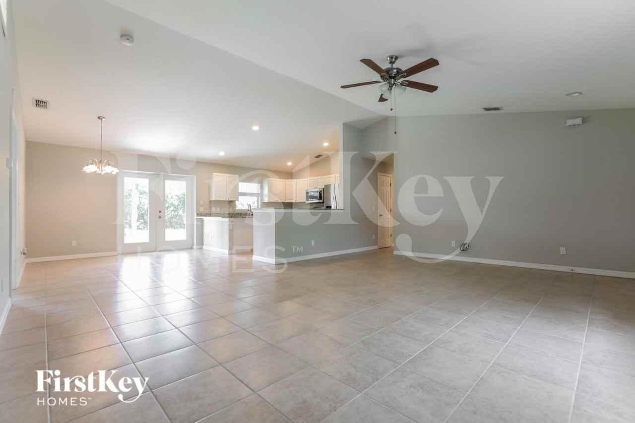 12485 Willmington Blvd - Photo 2 of 15