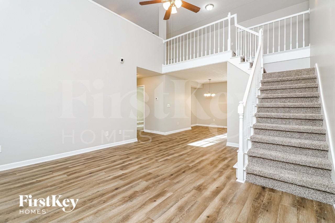 1219 Mable St Sw - Photo 3 of 19