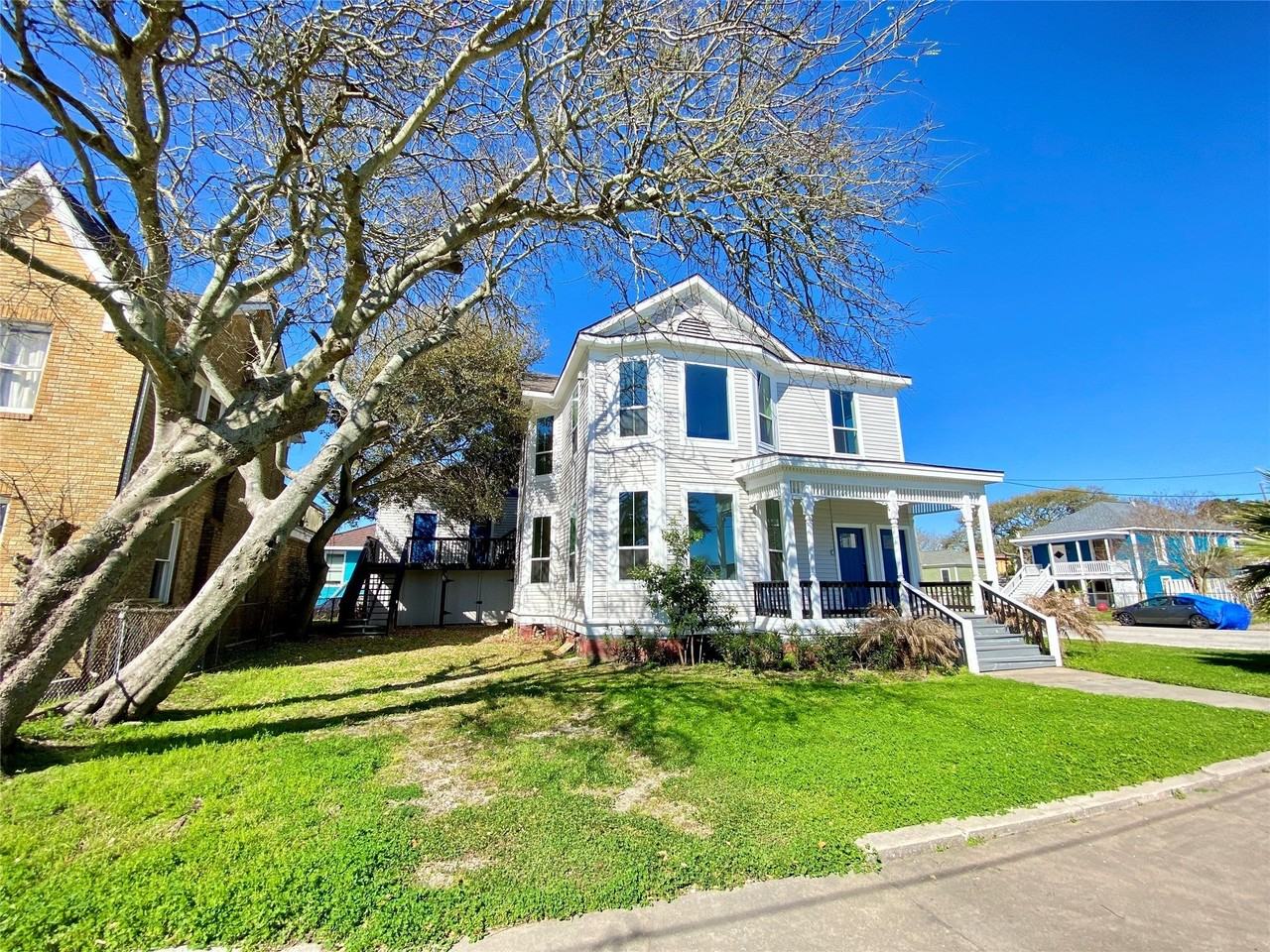 2001 29th St ##Up - Photo 2 of 17