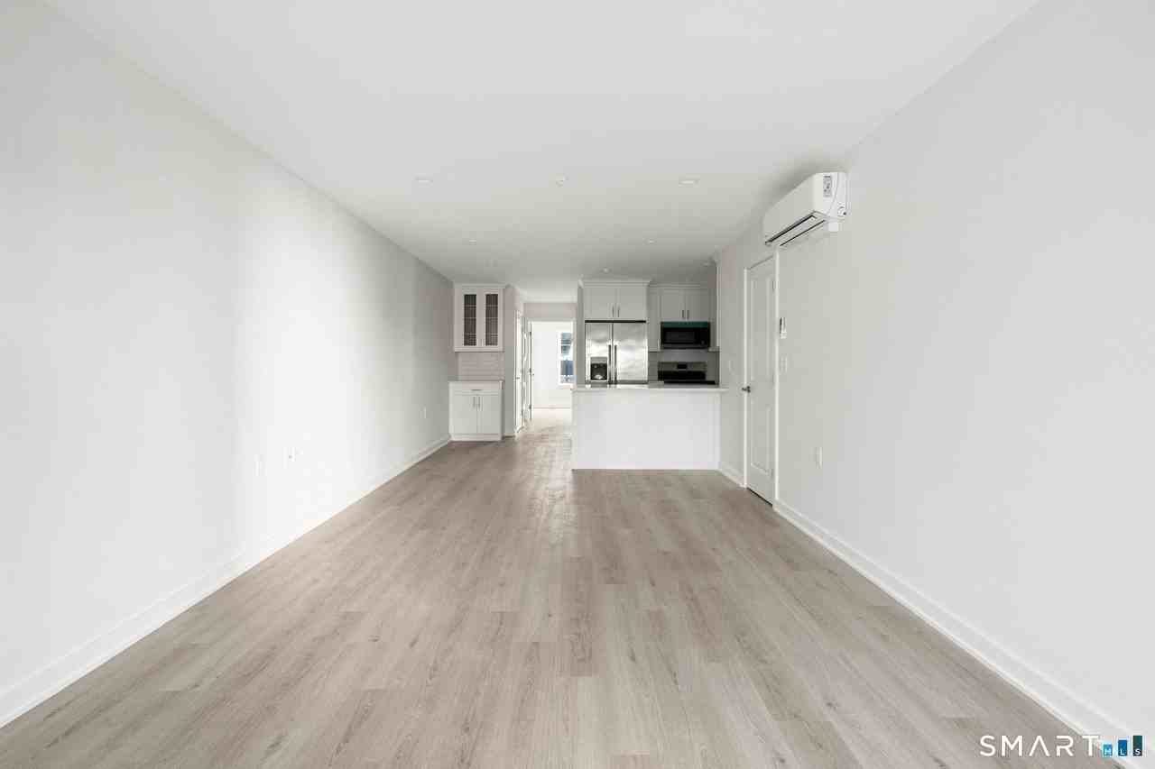 29 Village Rd Unit A #A - Photo 5 of 16