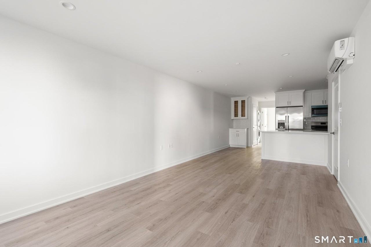 29 Village Rd Unit A #A - Photo 7 of 16