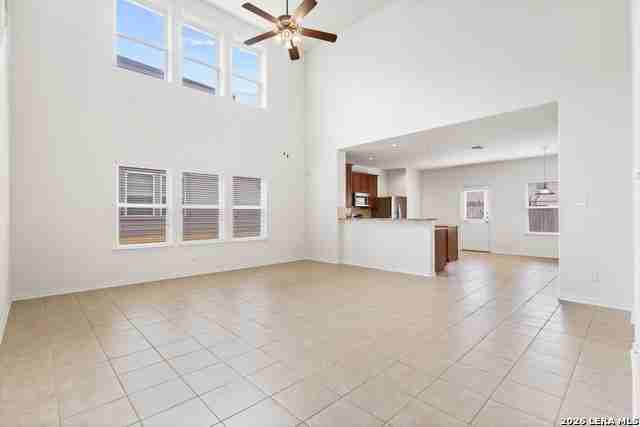 1903 Golden Maple - Photo 4 of 22