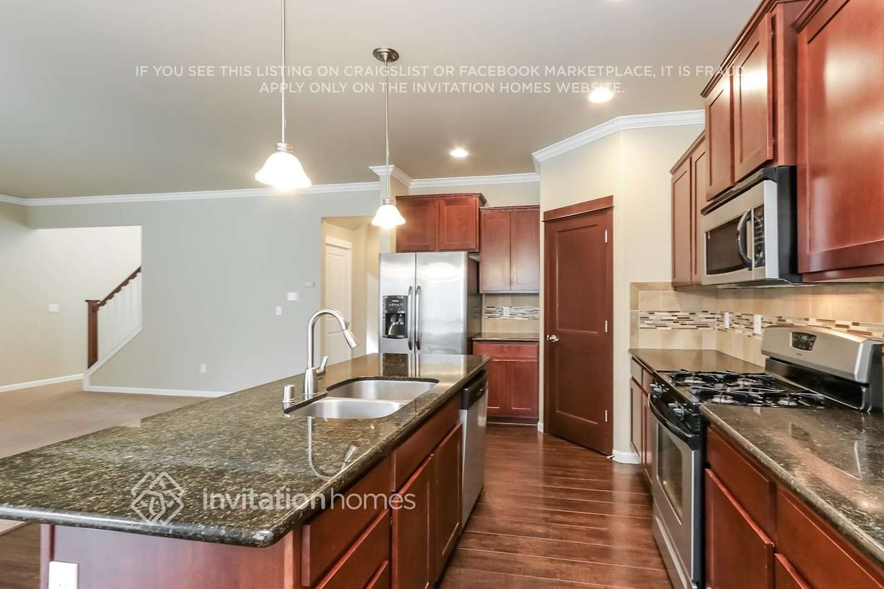 19301 90th Avenue Ct E - Photo 6 of 19