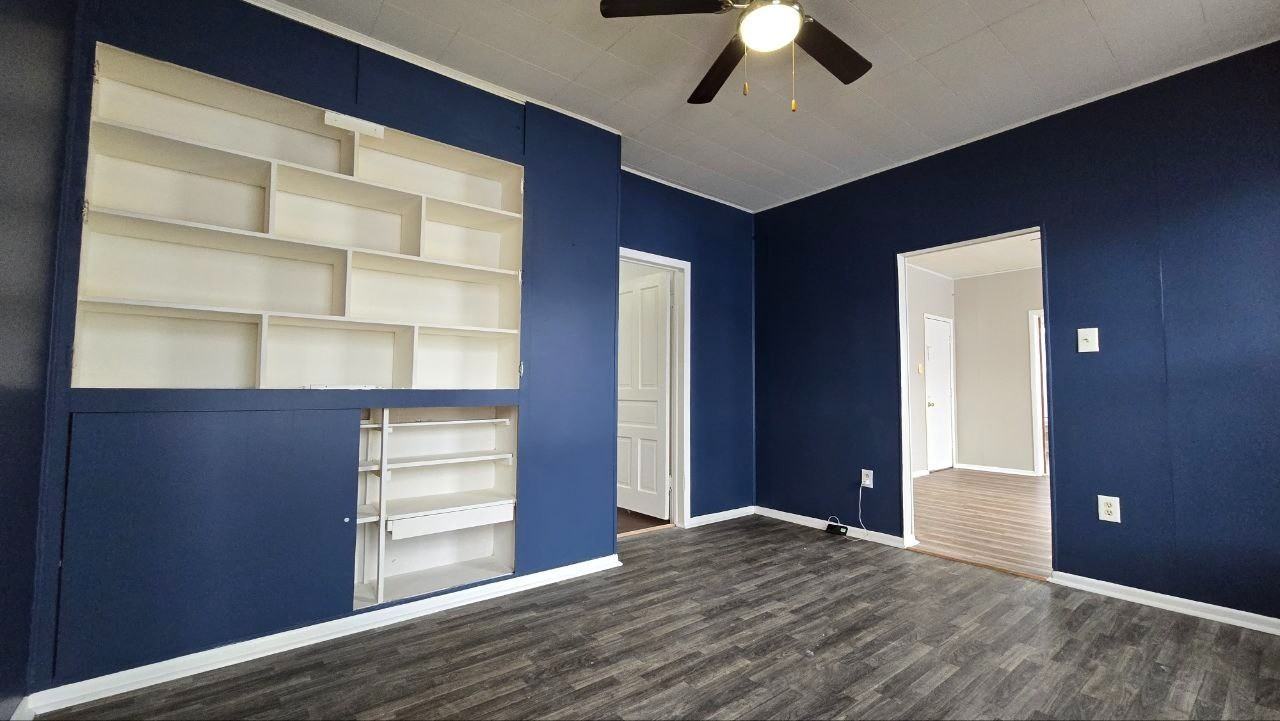 202 E Barker Ave #1 - Photo 4 of 22