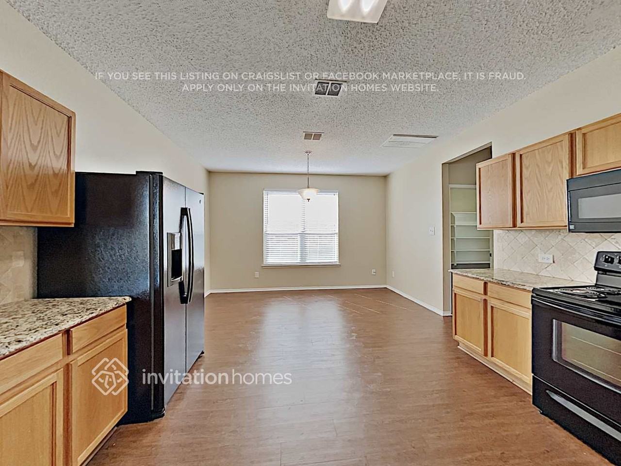 2834 Clear Creek Dr - Photo 7 of 19