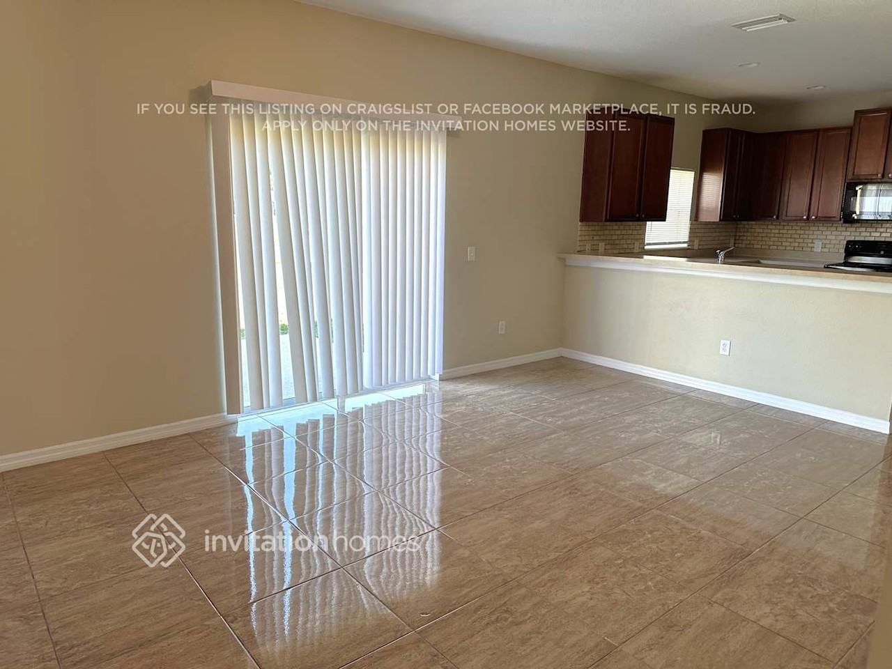 1734 Bonita Bluff Ct - Photo 6 of 18